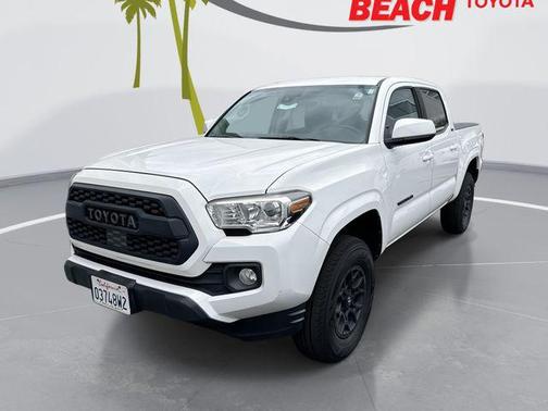 Super White 2020 Toyota Tacoma SR5