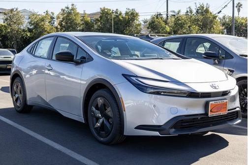 2026 Toyota Prius LE