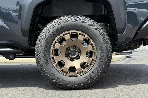 2025 Toyota Tacoma Hybrid Trailhunter