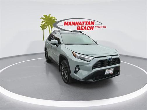 2023 Toyota RAV4 Hybrid XLE Premium