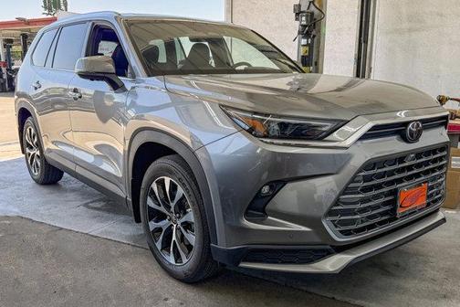 2025 Toyota Grand Highlander Hybrid Limited MAX