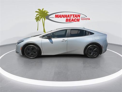 2023 Toyota Prius LE