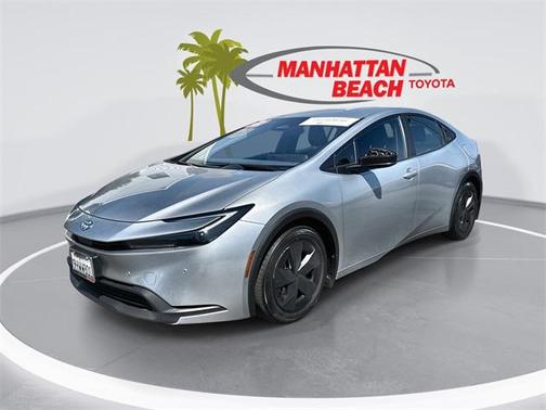 2023 Toyota Prius LE