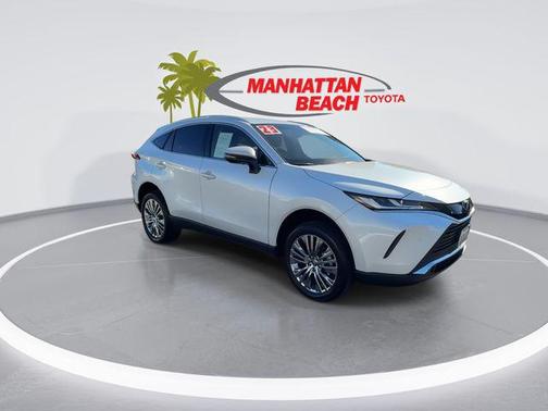 2023 Toyota Venza XLE