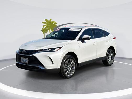 2023 Toyota Venza XLE