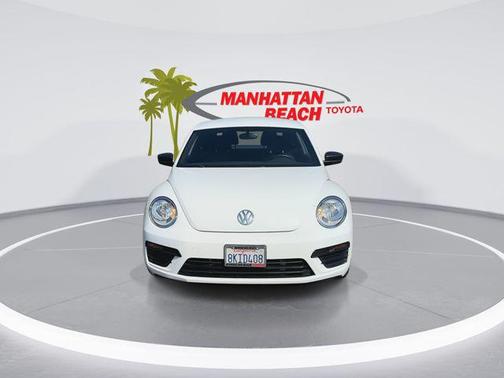 Pure White 2018 Volkswagen Beetle 2.0T S