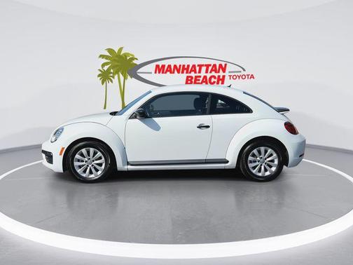 Pure White 2018 Volkswagen Beetle 2.0T S