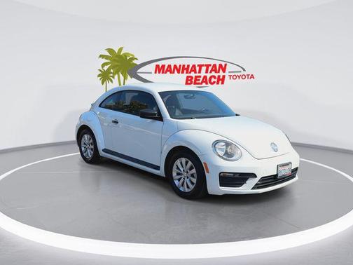 Pure White 2018 Volkswagen Beetle 2.0T S