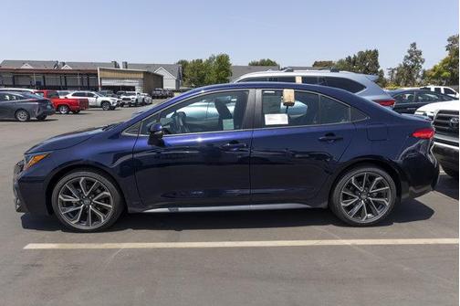 2025 Toyota Corolla SE