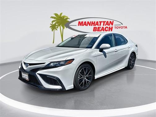2024 Toyota Camry Hybrid SE
