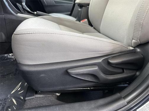 2016 Toyota Corolla LE Plus