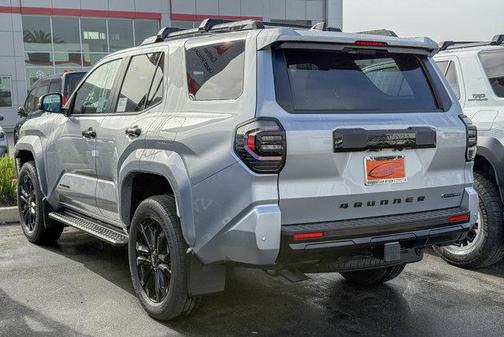 2026 Toyota 4Runner Hybrid Platinum