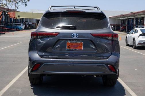2025 Toyota Highlander Hybrid Limited