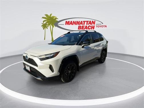 2023 Toyota RAV4 Hybrid SE