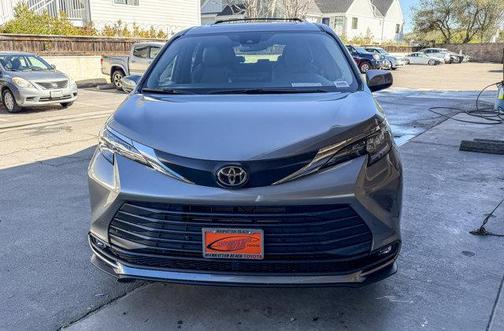 Heavy Metal 2026 Toyota Sienna XLE