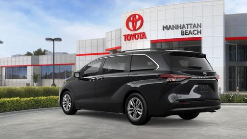 2025 Toyota Sienna XLE