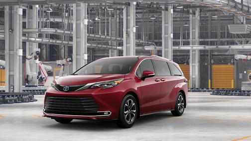 2025 Toyota Sienna Platinum 7 Passenger