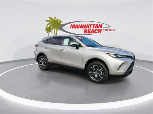 2023 Toyota Venza LE