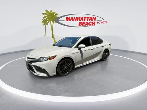 Ice Edge 2022 Toyota Camry XSE