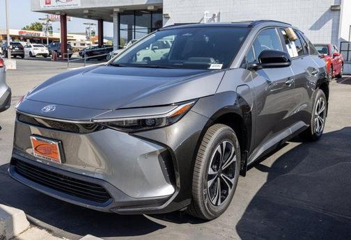 2025 Toyota bZ4X XLE