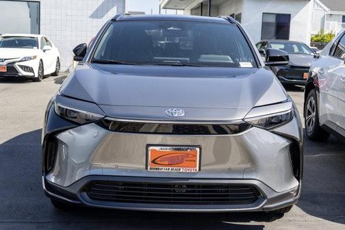 2025 Toyota bZ4X XLE
