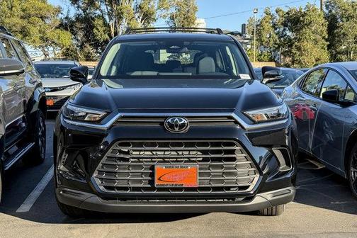 2026 Toyota Highlander LE