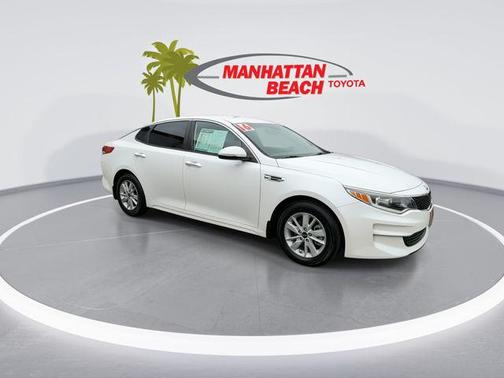 Snow White Pearl 2016 Kia Optima LX
