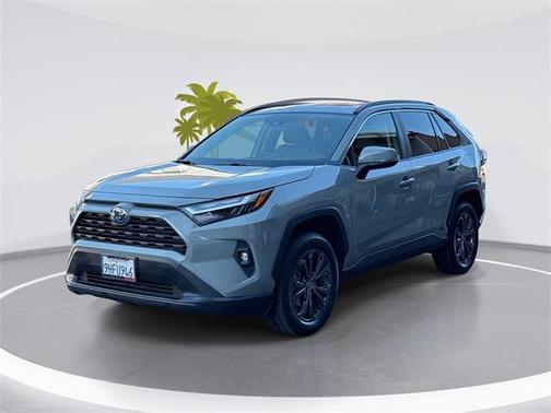 2023 Toyota RAV4 Hybrid XLE Premium