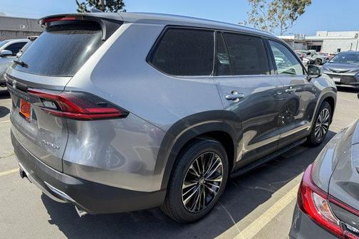 2026 Toyota Grand Highlander Hybrid Limited MAX