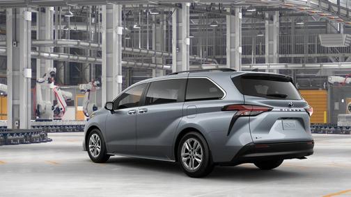 2025 Toyota Sienna XLE 7 Passenger
