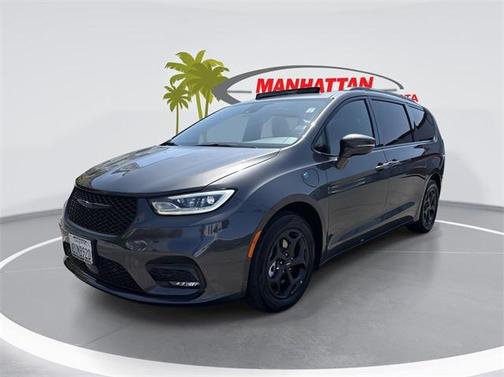 2021 Chrysler Pacifica Hybrid Limited