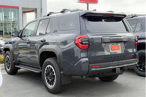 2025 Toyota 4Runner TRD Off Road