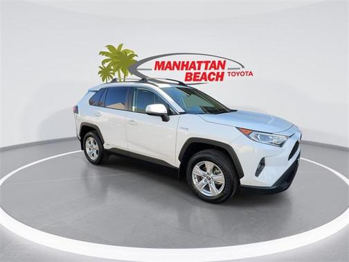 2021 Toyota RAV4 Hybrid XLE