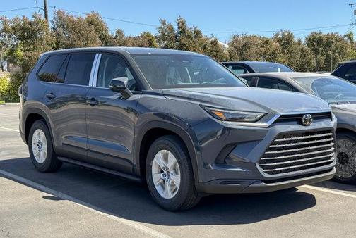 2026 Toyota Highlander LE