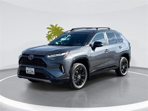 2023 Toyota RAV4 Hybrid SE