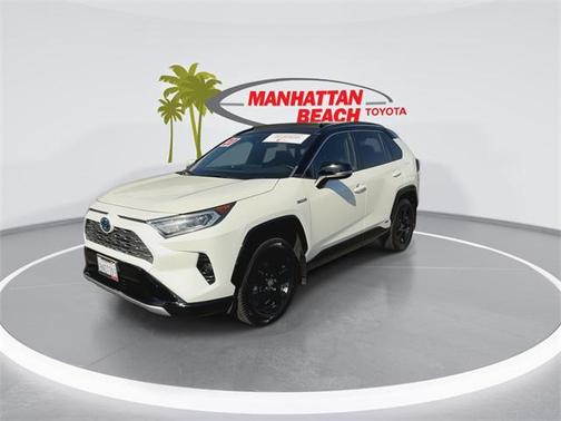 2020 Toyota RAV4 Hybrid SE