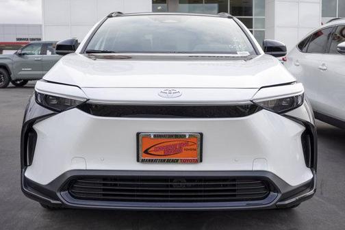 2025 Toyota bZ4X XLE