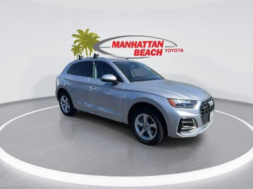 Florett Silver Metallic 2023 Audi Q5 40 Premium