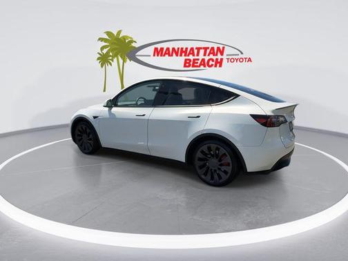 Pearl White Multi-Coat 2023 Tesla Model Y Performance Dual Motor All-Wheel Drive