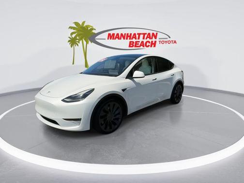 Pearl White Multi-Coat 2023 Tesla Model Y Performance Dual Motor All-Wheel Drive