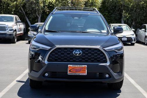 2025 Toyota Corolla Cross XLE
