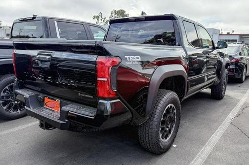 2025 Toyota Tacoma TRD Off Road