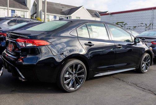 2026 Toyota Corolla Hybrid SE