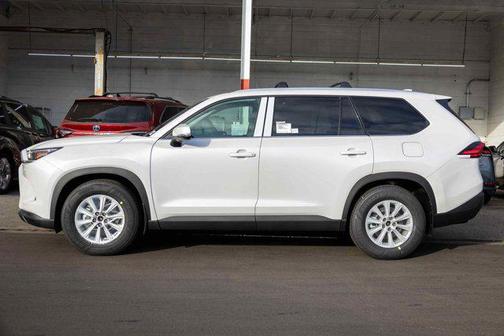 2025 Toyota Grand Highlander Hybrid XLE
