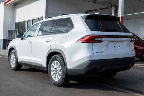 2025 Toyota Grand Highlander Hybrid XLE
