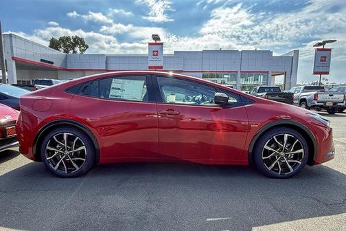 2026 Toyota Prius Plug-In Hybrid XSE Premium