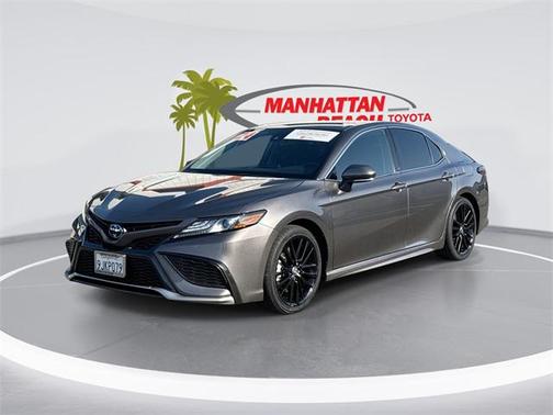 2024 Toyota Camry Hybrid SE