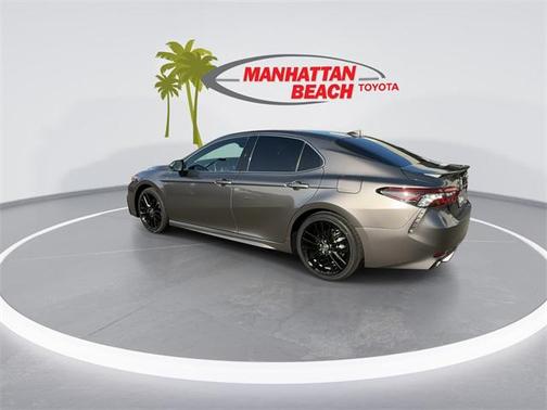 2024 Toyota Camry Hybrid SE