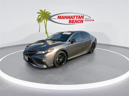 2024 Toyota Camry Hybrid SE