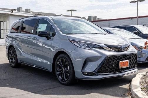 2025 Toyota Sienna XSE 7 Passenger